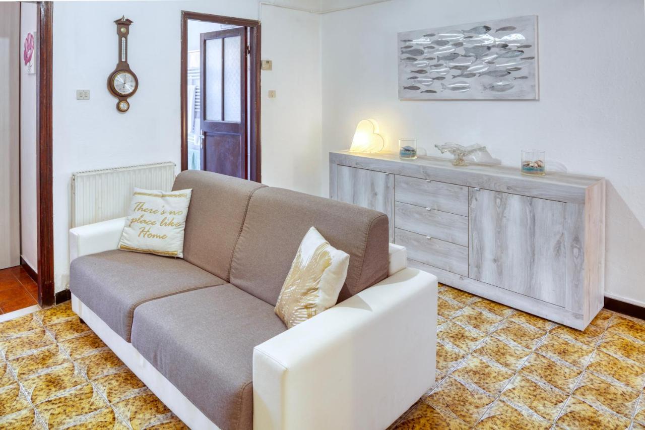 Nina Home - Levanto Luaran gambar
