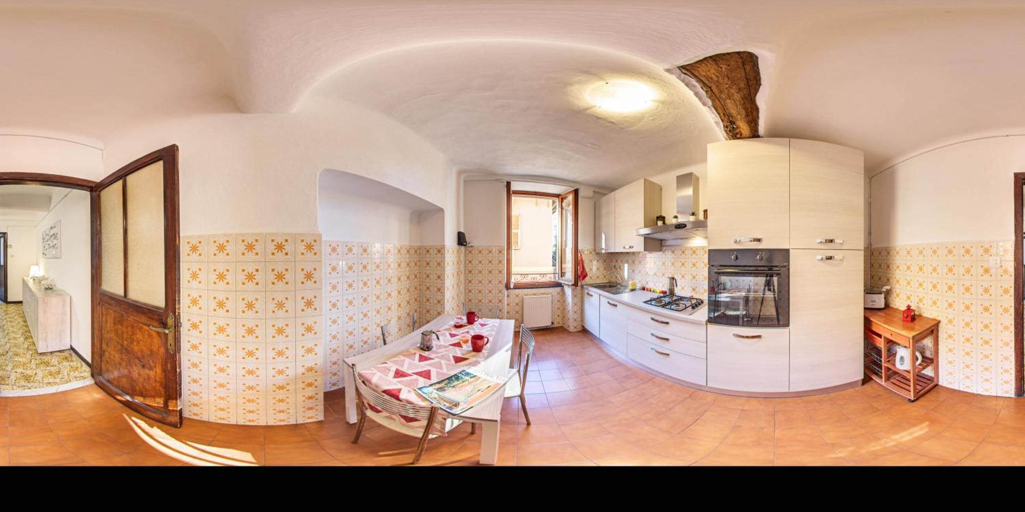 Nina Home - Levanto Luaran gambar